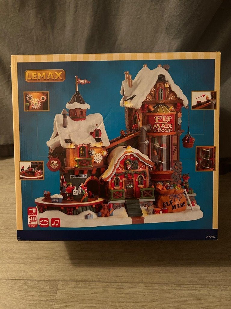 Lemax Elf Made Toy Factory #75190, Ophalen of Verzenden, Zo goed als nieuw