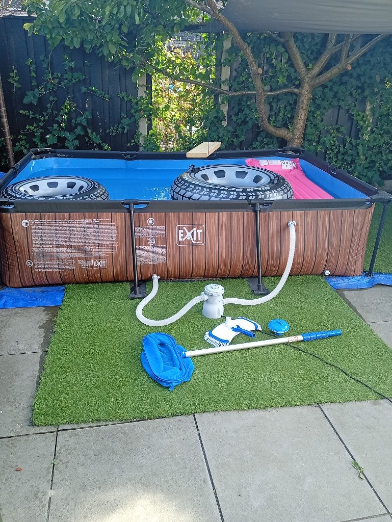 Zwembad met filter en hoop extra, Ophalen, Zo goed als nieuw, Opzetzwembad, 200 tot 400 cm
