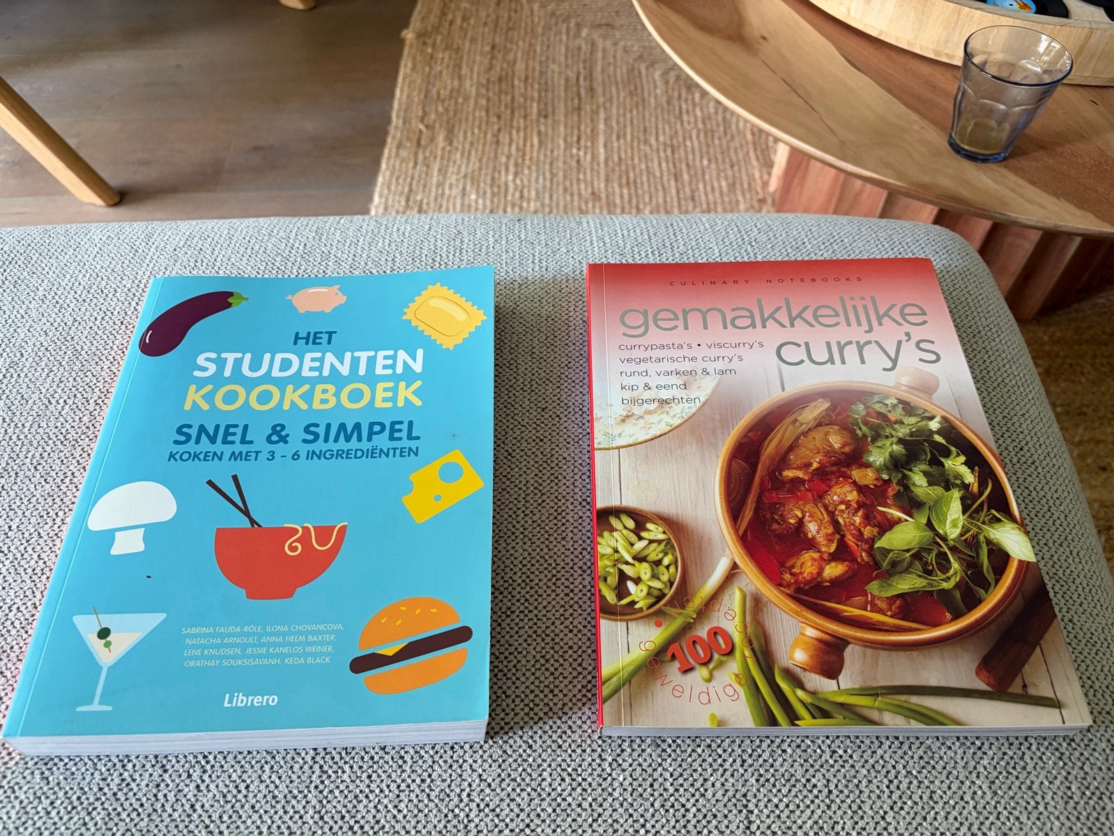 Kookboeken: Studenten Kookboek & Gemakkelijke Curry's, Hoofdgerechten, Azië en Oosters, Vegetarisch, Ophalen of Verzenden