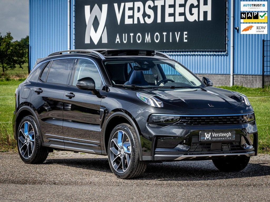 Lynk & Co 01 1.5 Plug-In Hybrid 262pk Trekhaak|360 Camera|Ad, Auto's, Lynk & Co, Stof, Bedrijf, 1854 kg, 3 cilinders