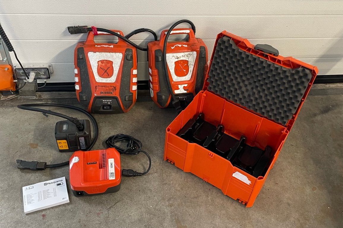 Husqvarna BLI950x set met lader en dummy in systainer, Ophalen, Gebruikt, Accu