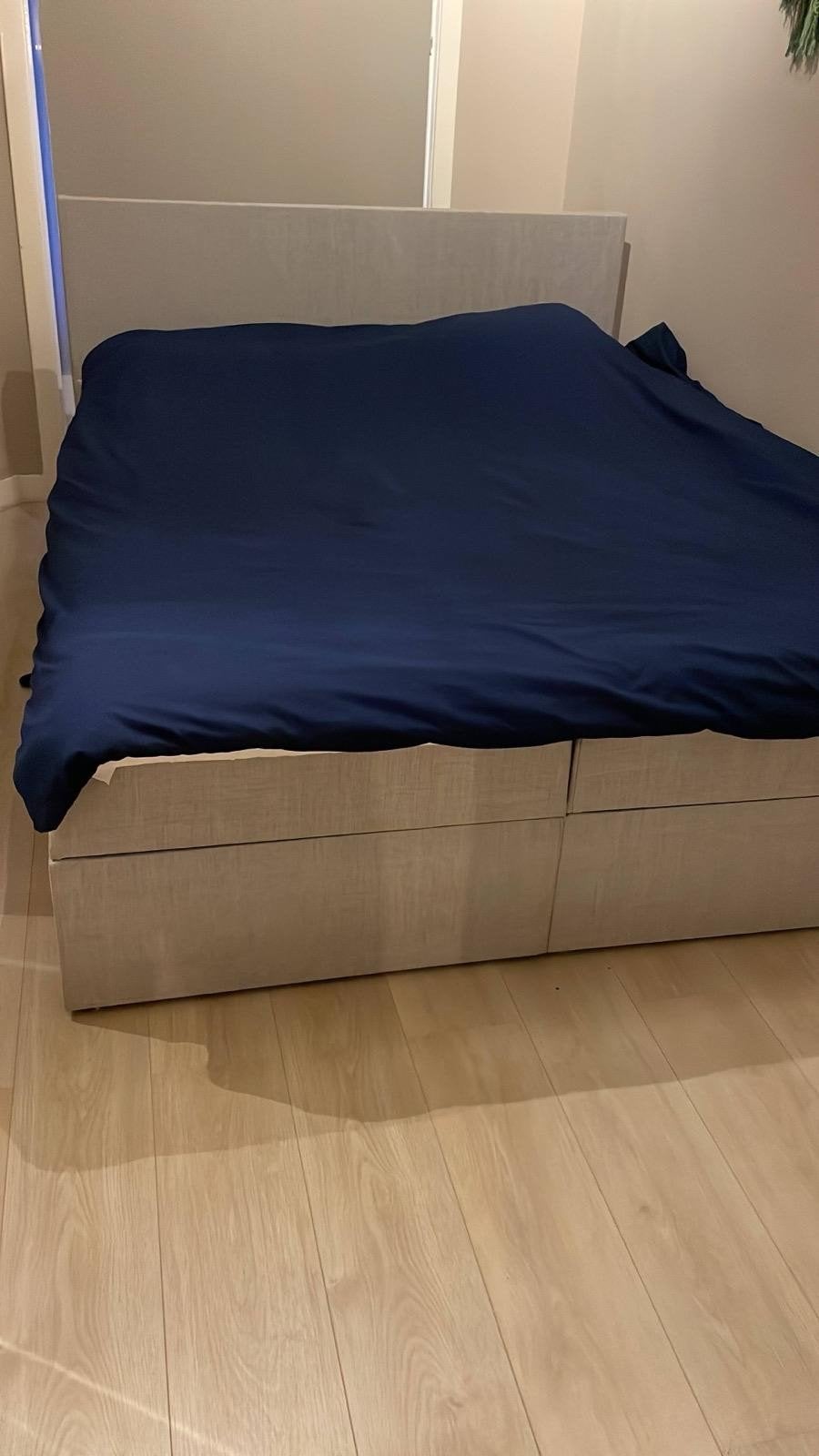Verstelbaar elektrisch bed met afstandsbediening, Huis en Inrichting, Ophalen, Verstelbaar, Tweepersoons, Zo goed als nieuw