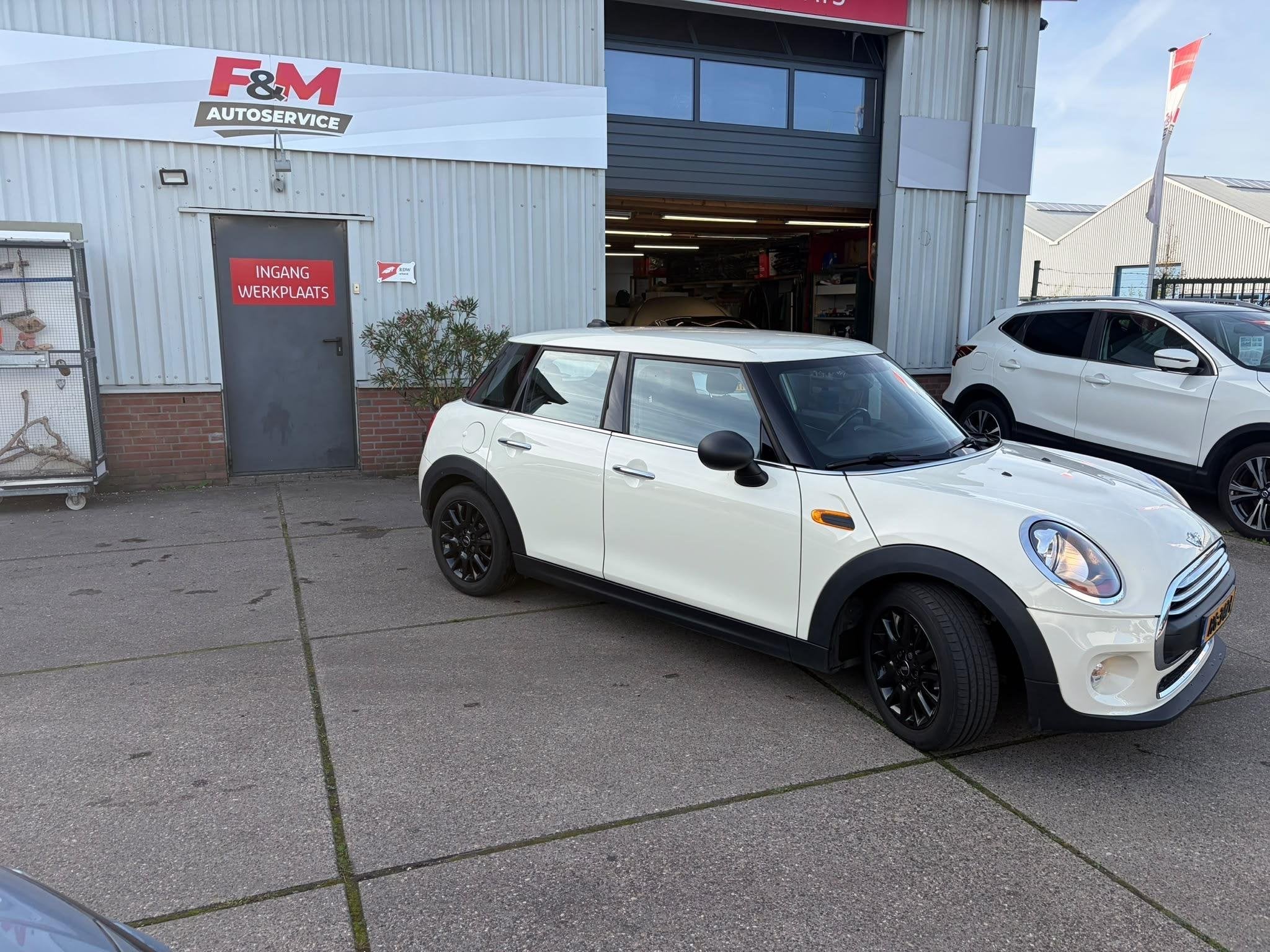 MINI 5-Deurs 1.2 One Distributieketting is vervangen, airco,, Auto's, Stof, Gebruikt, Navigatiesysteem, Bedrijf
