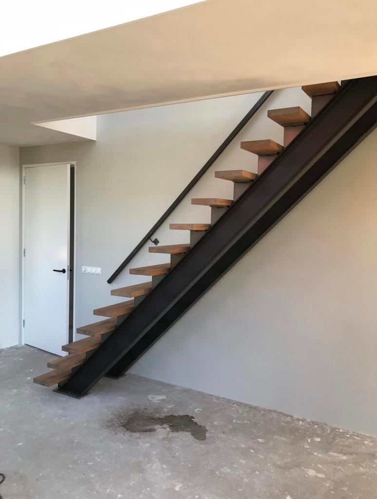 Laswerkzaamheden/stalen interieurbouw, Ophalen of Verzenden, Zo goed als nieuw, 4 meter of meer
