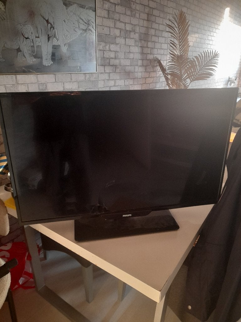 Tv kapot scherm Philips., Ophalen, Philips, LED, 50 Hz