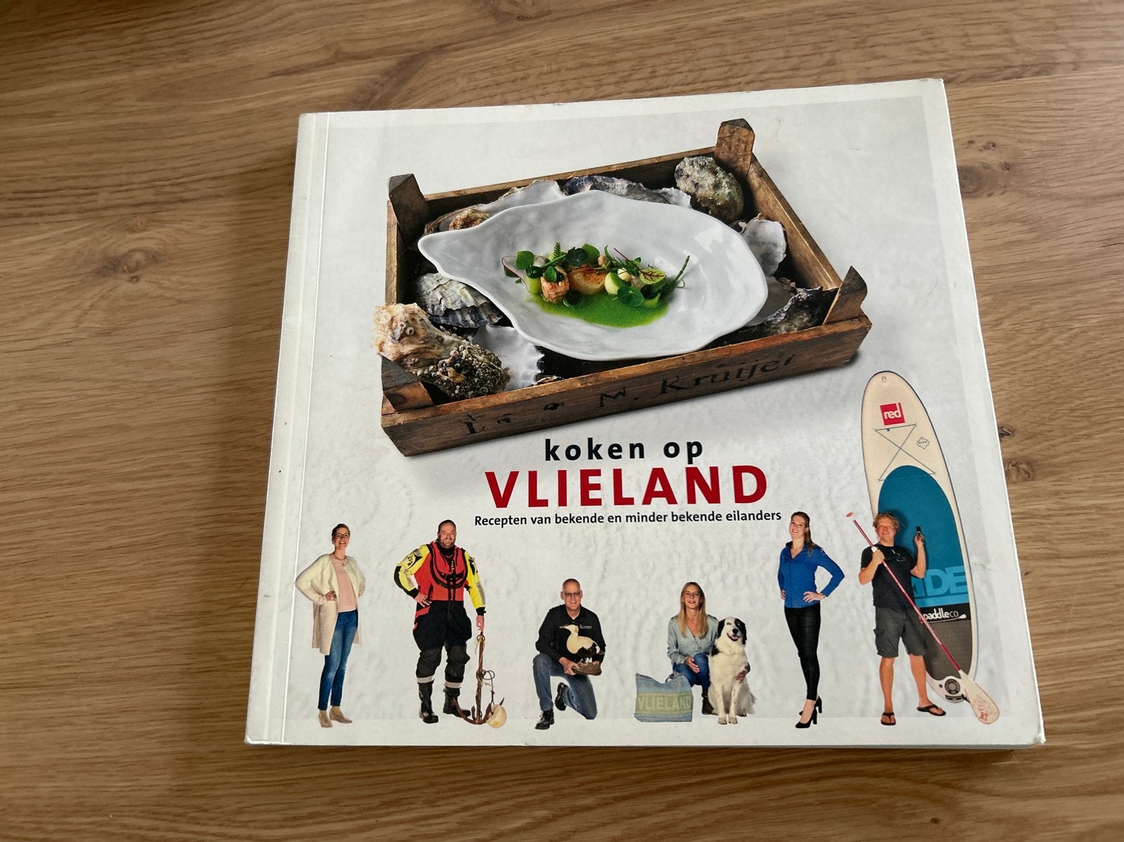Koken op Vlieland: Recepten van Bekende en Minder Bekende Ei, Ophalen of Verzenden, Zo goed als nieuw, Nederland en België, Voorgerechten en Soepen