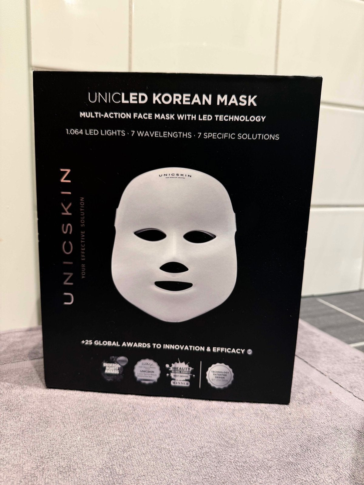 NEW UNICSKIN UNICLED Korean Mask – Premium LED Face Mask, Ophalen of Verzenden, Nieuw