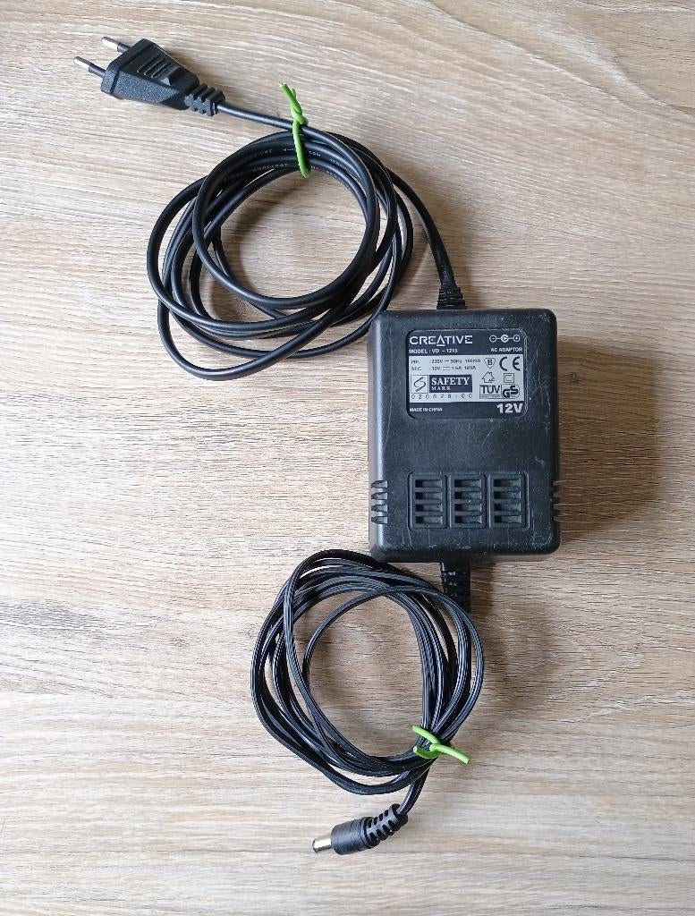 creative vd1215 12v 1,5a 18va dc adapter voeding lader, Computers en Software, Pc speakers, Ophalen of Verzenden, Gebruikt, Creative