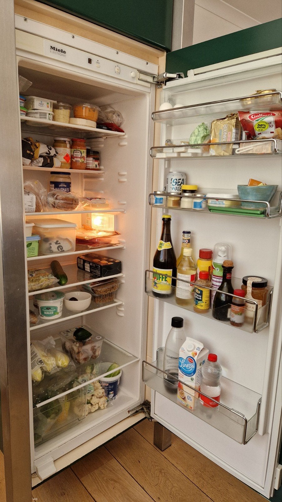 Miele Electronic koelkast, Witgoed en Apparatuur, Koelkasten en IJskasten, 200 liter of meer, 60 cm of meer, Zonder vriesvak, Gebruikt