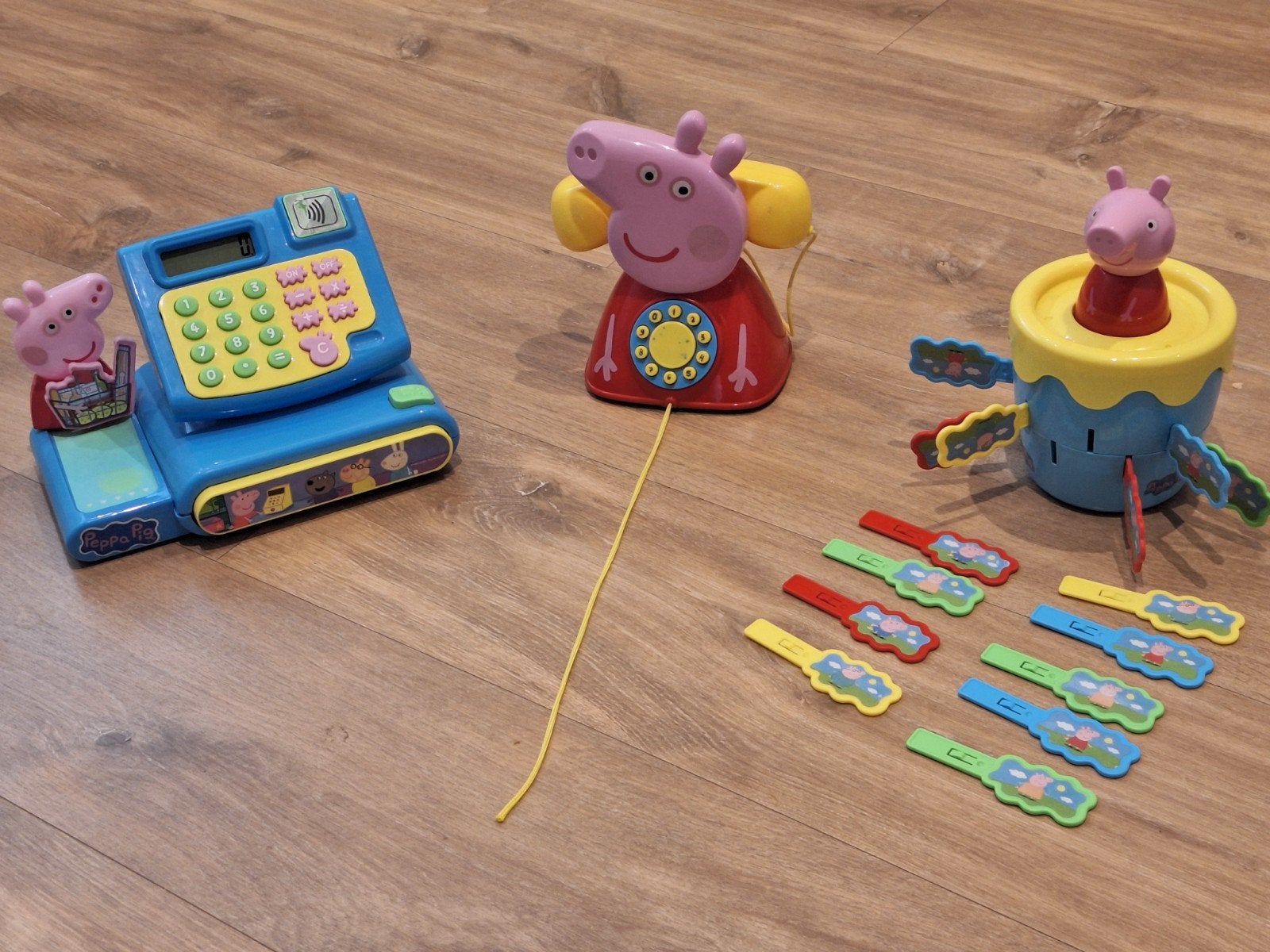 Peppa Pig speelgoedset: kassa, telefoon en spel Pop Up Peppa, Ophalen of Verzenden, Gebruikt, Jongen of Meisje