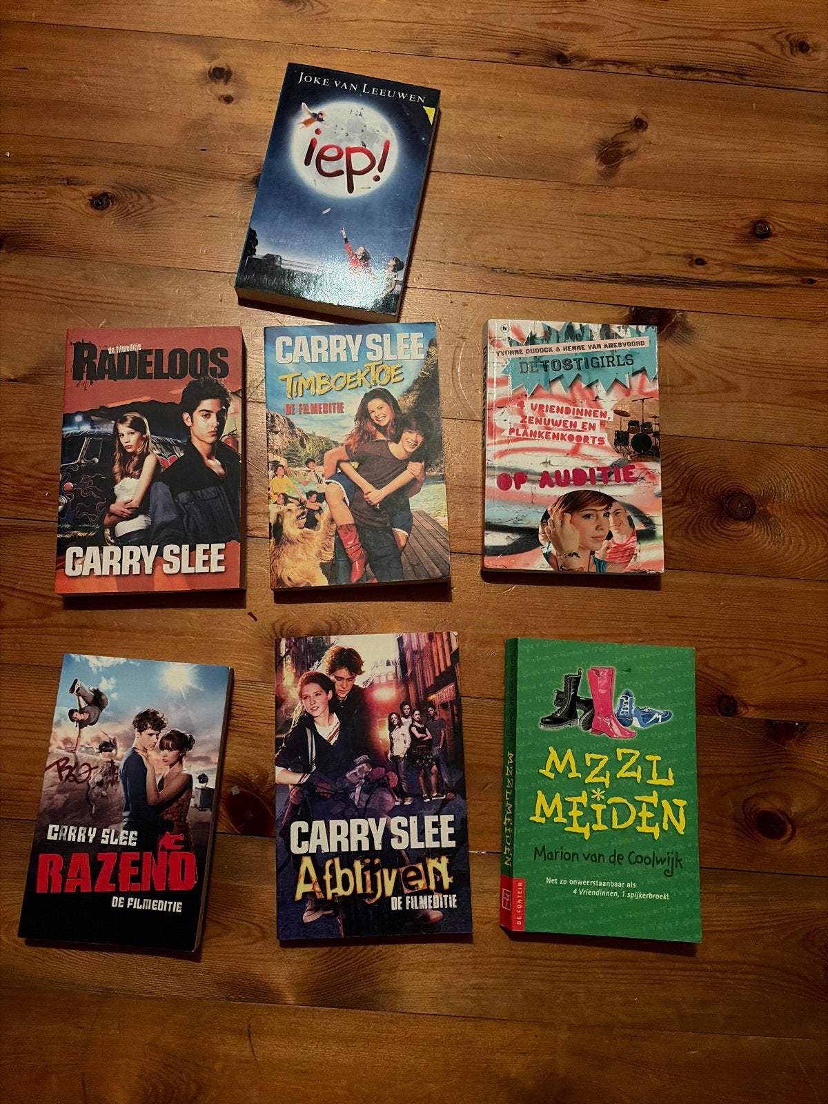 Collectie Jeugdboeken: Carry Slee, Joke van Leeuwen & meer, Ophalen of Verzenden, Gelezen, Fictie