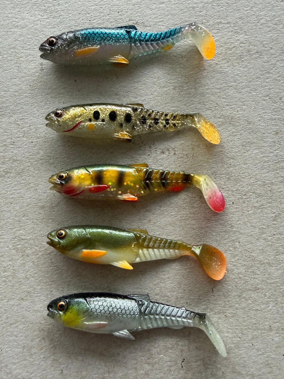 5x realistische softbait shads 8 cm verschillende kleuren, Ophalen of Verzenden, Nieuw, Overige typen