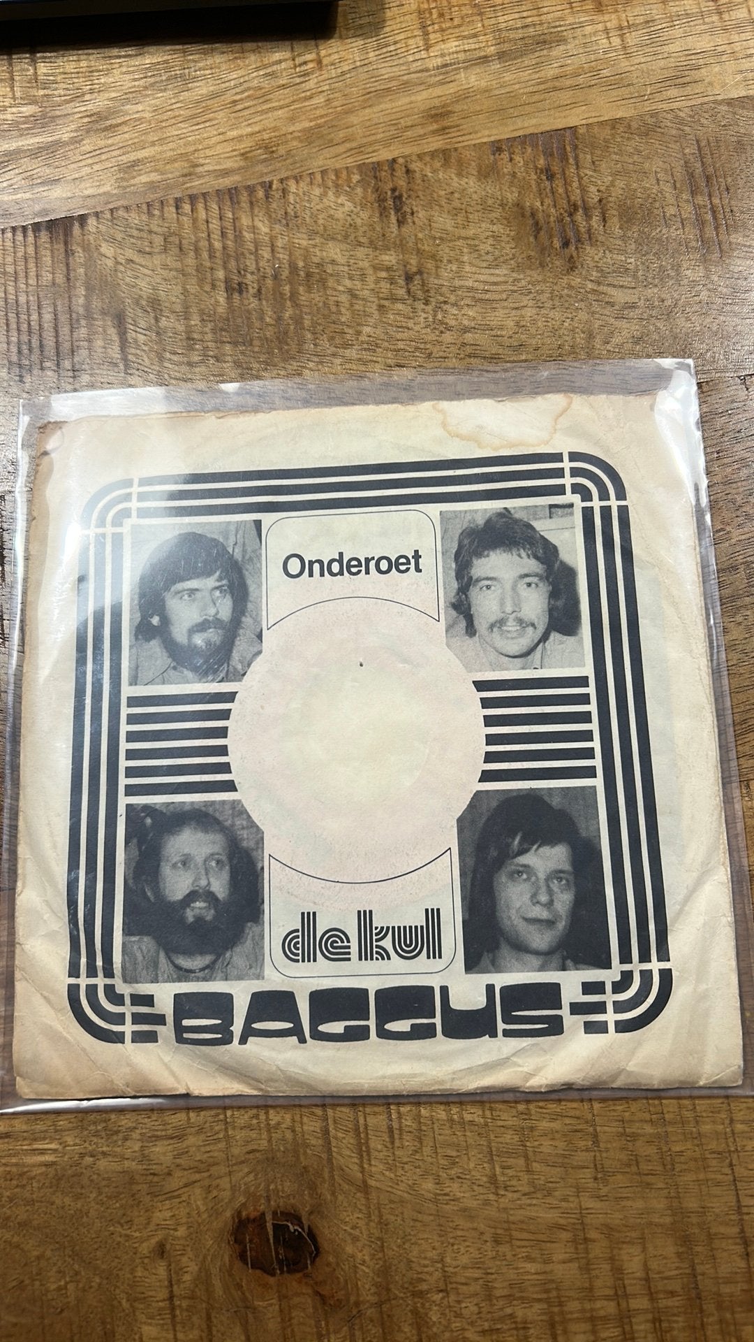 Baggus - Onderoet - Bie ons in Twente piratentopper zeldzaam, Cd's en Dvd's, Vinyl | Nederlandstalig, Ophalen of Verzenden, Zo goed als nieuw