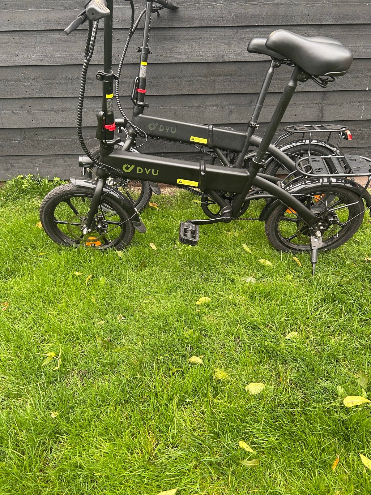 Set van 2 DYU elektrische vouwfietsen met lader, Ophalen, Gebruikt, Overige merken