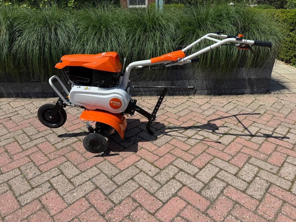 Stihl Tuinfrees MH600.1, Ophalen, Zo goed als nieuw, Spade, Stihl