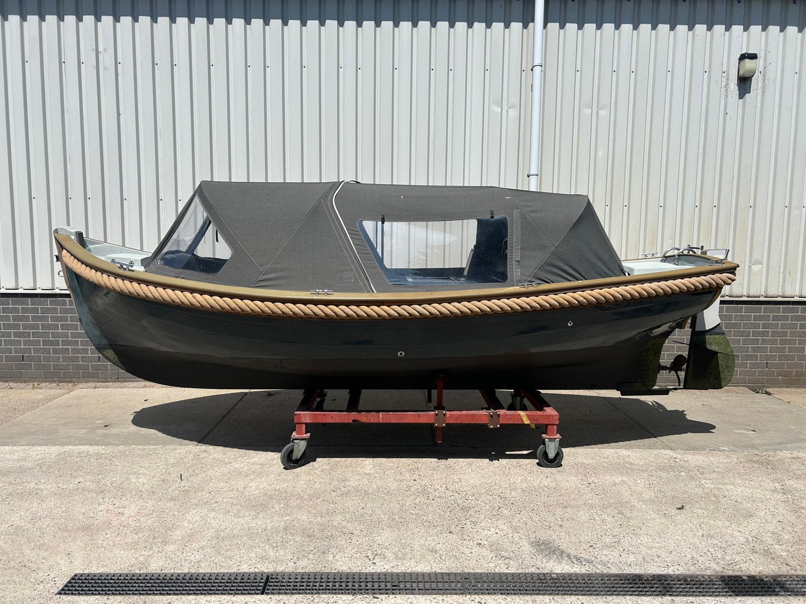 Tekoop: master 540 met 2 cil diesel, weekendkap, Ophalen, Gebruikt, Binnenboordmotor, Diesel