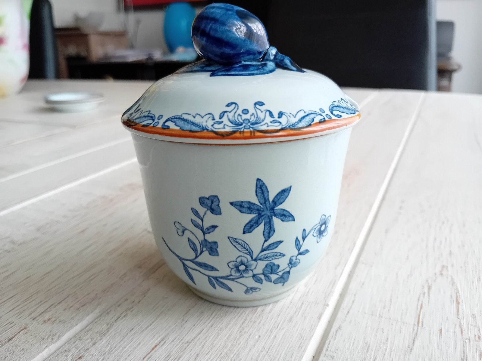 Hoge jampot + deksel Rorstrand Ostindia East Indies
Puntgaaf, Ophalen of Verzenden, Zo goed als nieuw, Overige stijlen, Aardewerk