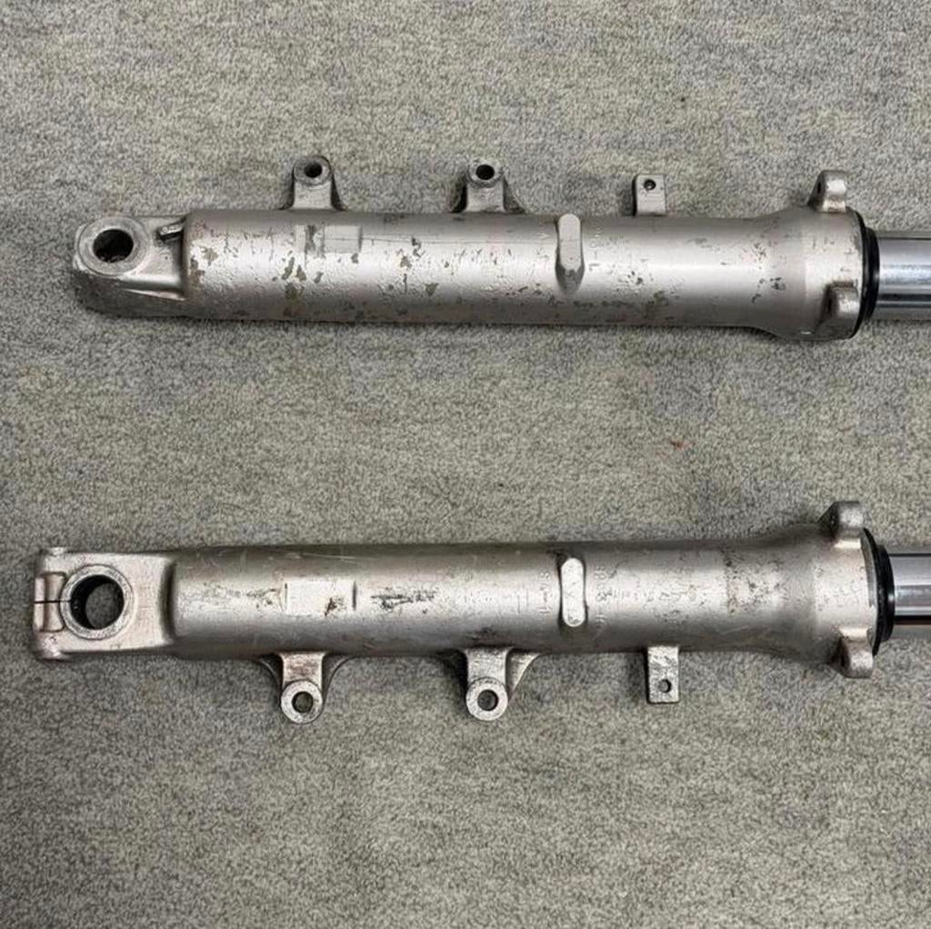 Suzuki GSF 600 Bandit gsf600 mk1 96-99 voorpoten voorvork, Gebruikt, SUZUKI, Ophalen of Verzenden, H