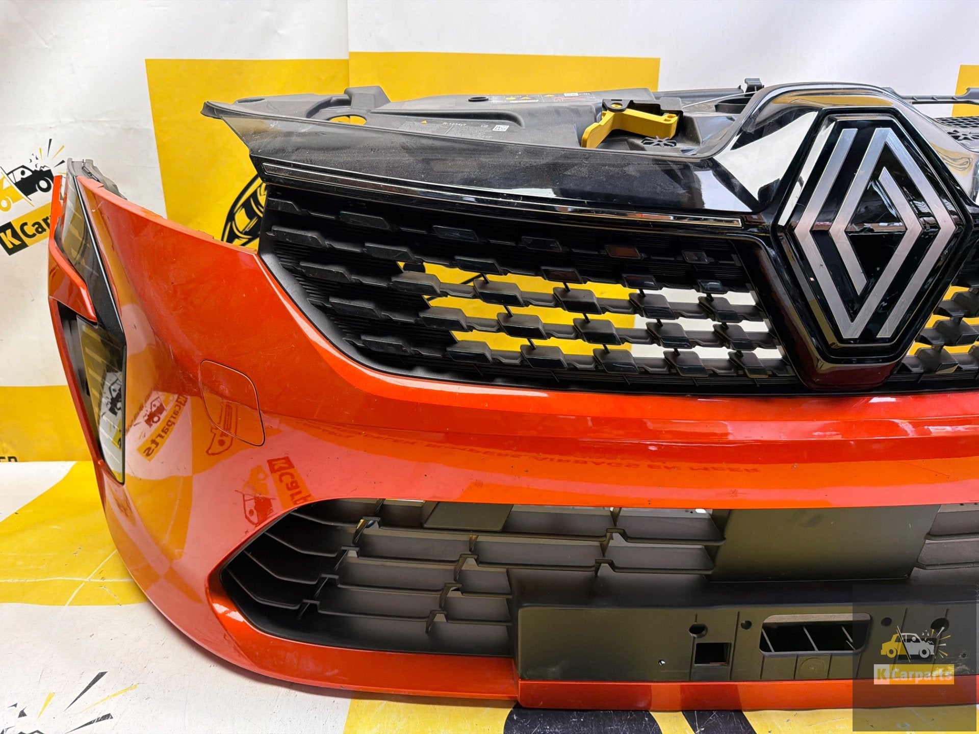 Renault Clio 5 V Facelift Voorbumper 23- 620228696R bumper, Auto-onderdelen, Renault Group, Gebruikt, Contact.group@renault.com
