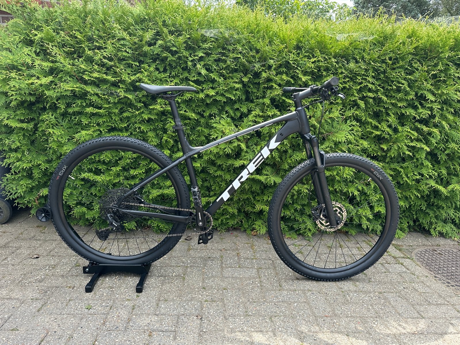 Trek X caliber 8 mountainbike zwart mtb trek mtb, Fietsen en Brommers, Ophalen, Zo goed als nieuw, Trek