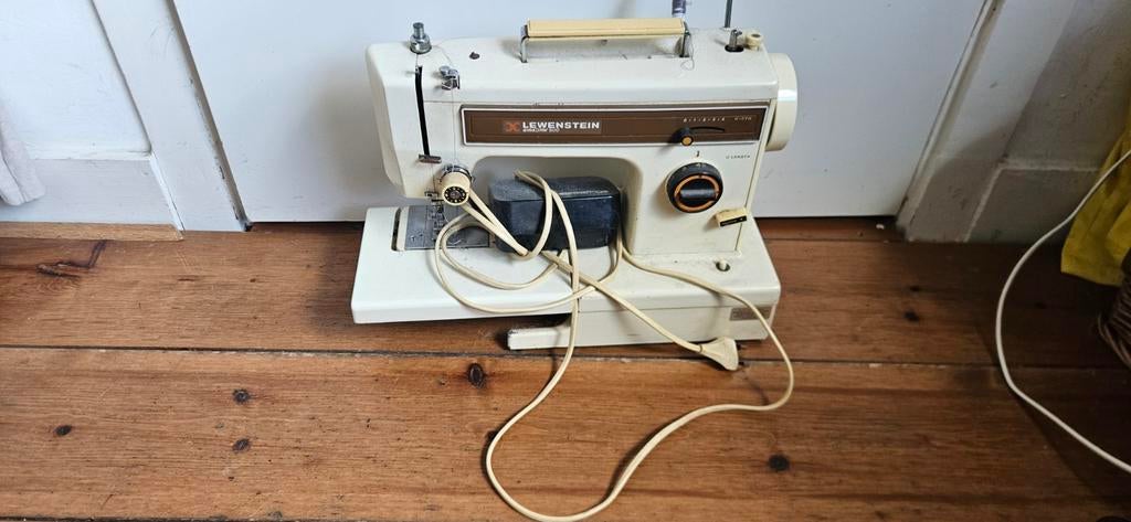 Lewenstein Amazone 500 naaimachine, Ophalen of Verzenden