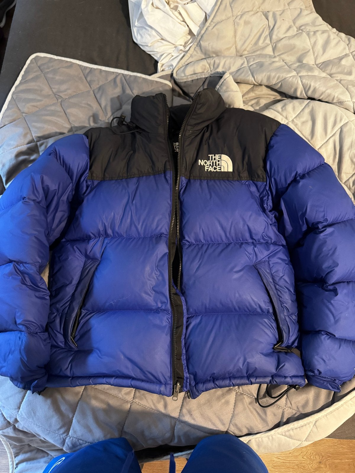 The North Face Nuptse Puffer Jacket Blauw/Zwart, Ophalen of Verzenden, Zo goed als nieuw, Maat 46 (S) of kleiner, Blauw
