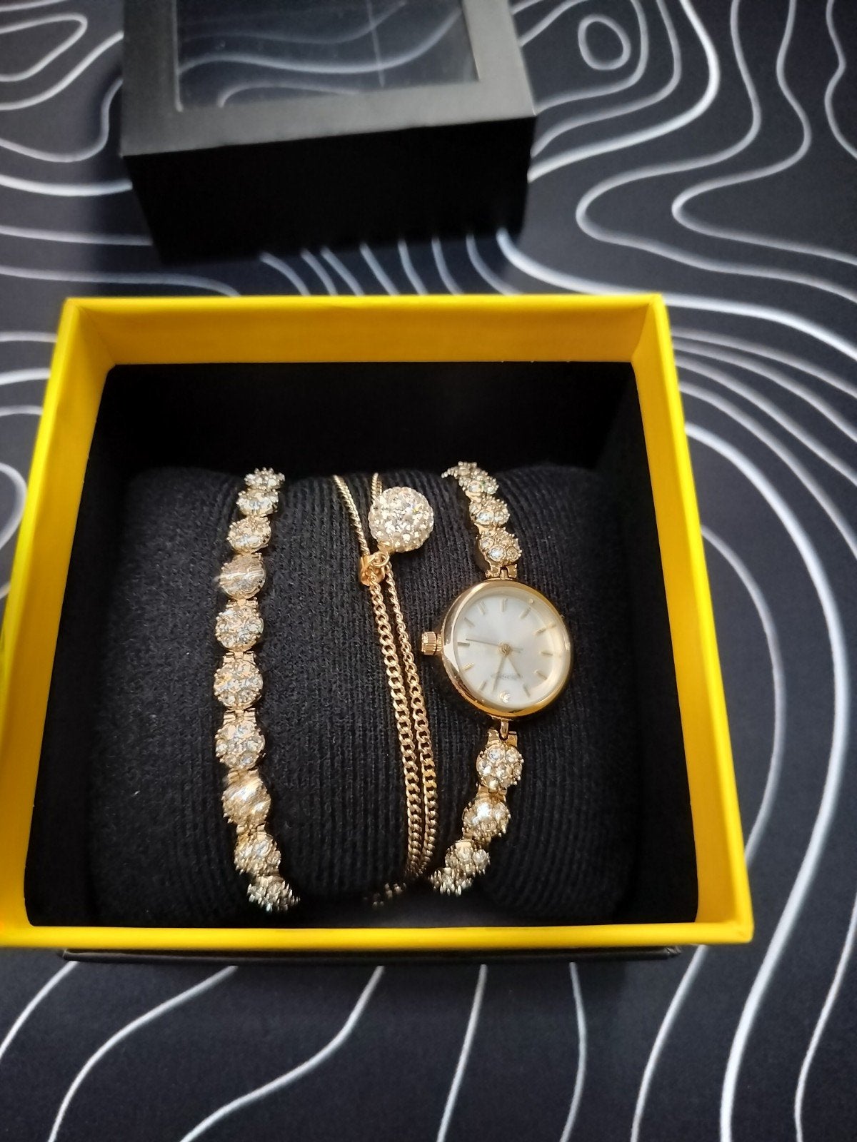 Sekonda set, Sieraden, Tassen en Uiterlijk, Horloges | Dames, Zo goed als nieuw, Polshorloge, Overige merken, Overige materialen