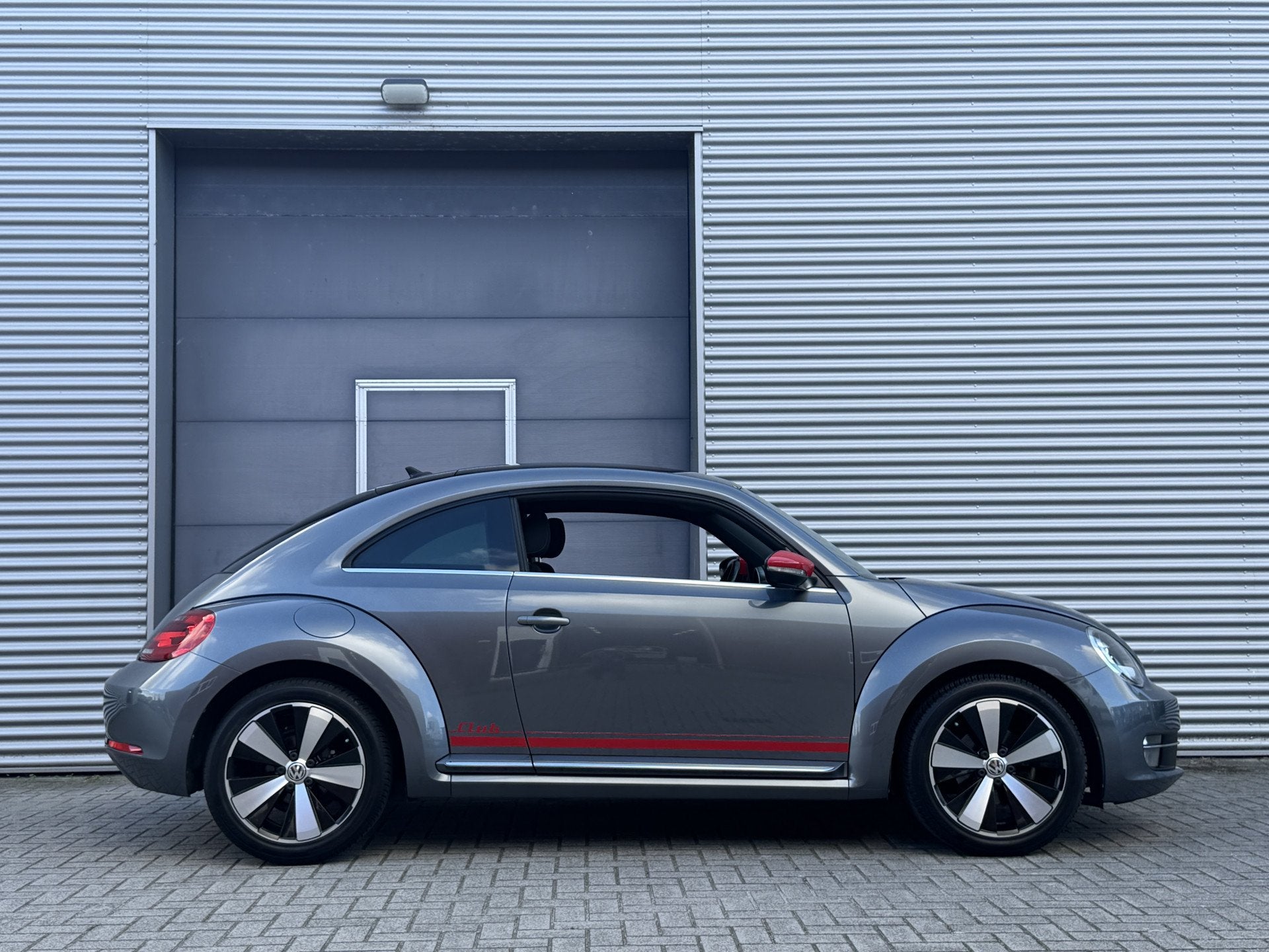 Volkswagen Beetle 1.2 TSI Club I Navi I Clima I PDC, Voorwielaandrijving, Dealer onderhouden, Stof, Gebruikt