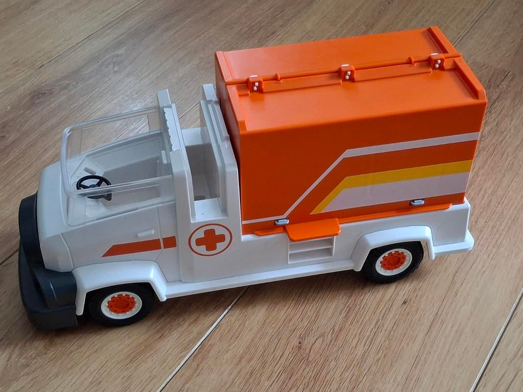 Playmobil grote ambulance uit set 70913, Ophalen of Verzenden, Zo goed als nieuw