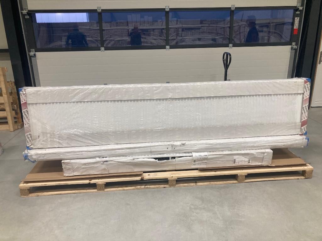 Thermrad radiator 500/600 hoog x 3000 breed type 22, 30 tot 80 cm, Radiator, Nieuw, 150 cm of meer