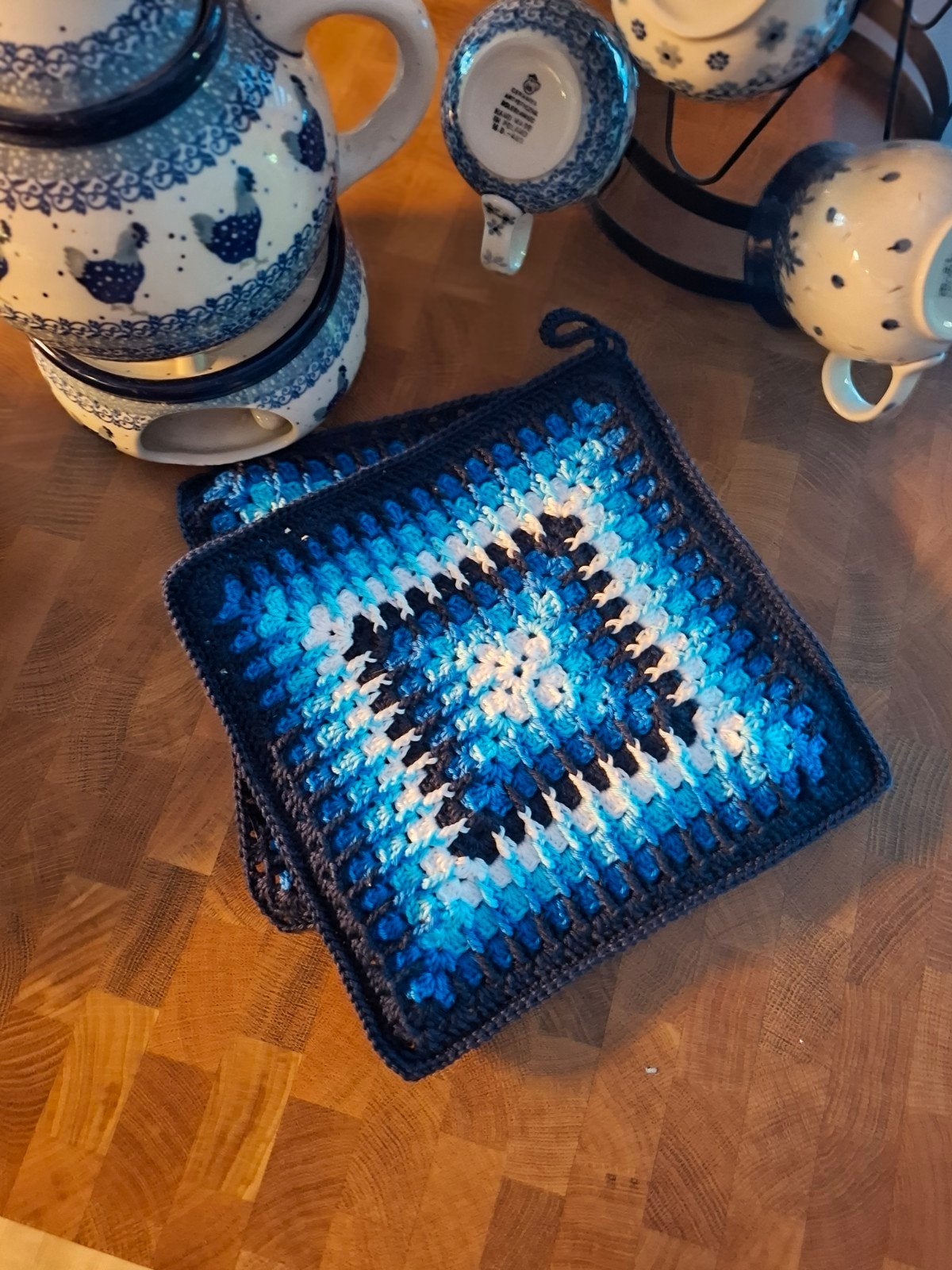 Pannenlappen gehaakt in de mooie Bunzlau kleuren, Ophalen of Verzenden, Nieuw