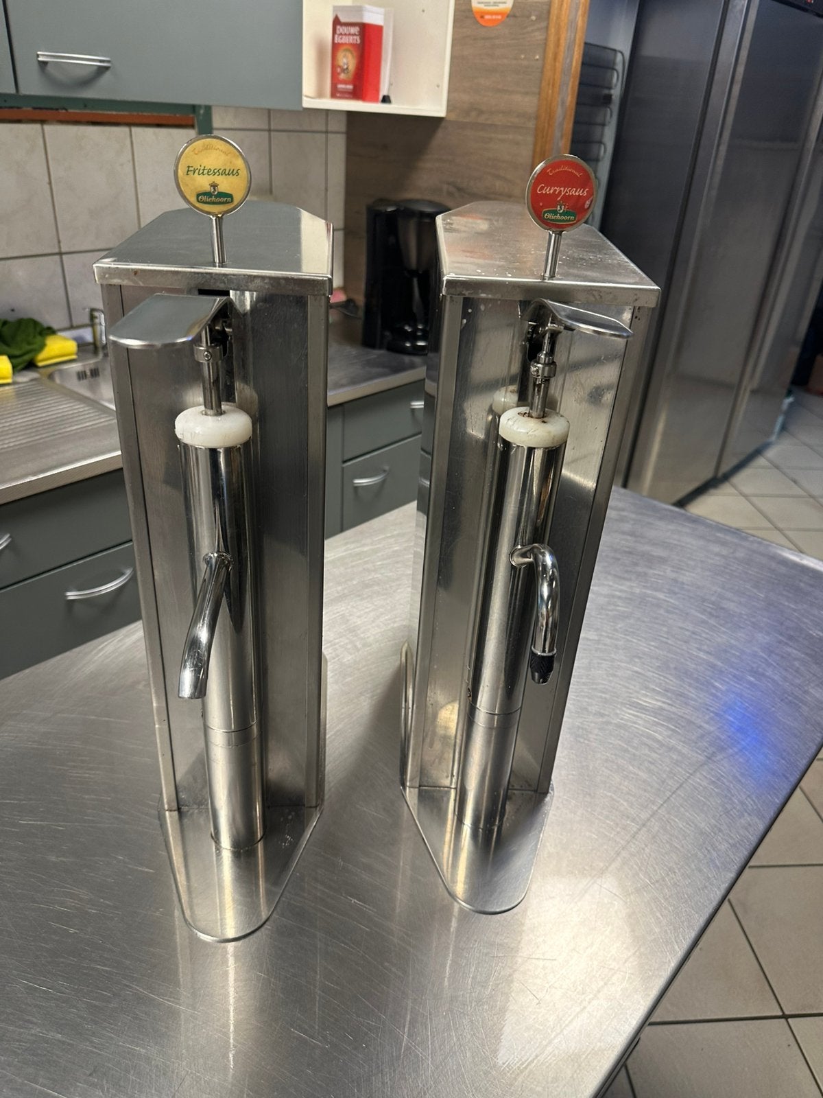 2 x Oliehoorn Sauspomp, Ophalen of Verzenden, Zo goed als nieuw, Overige merken