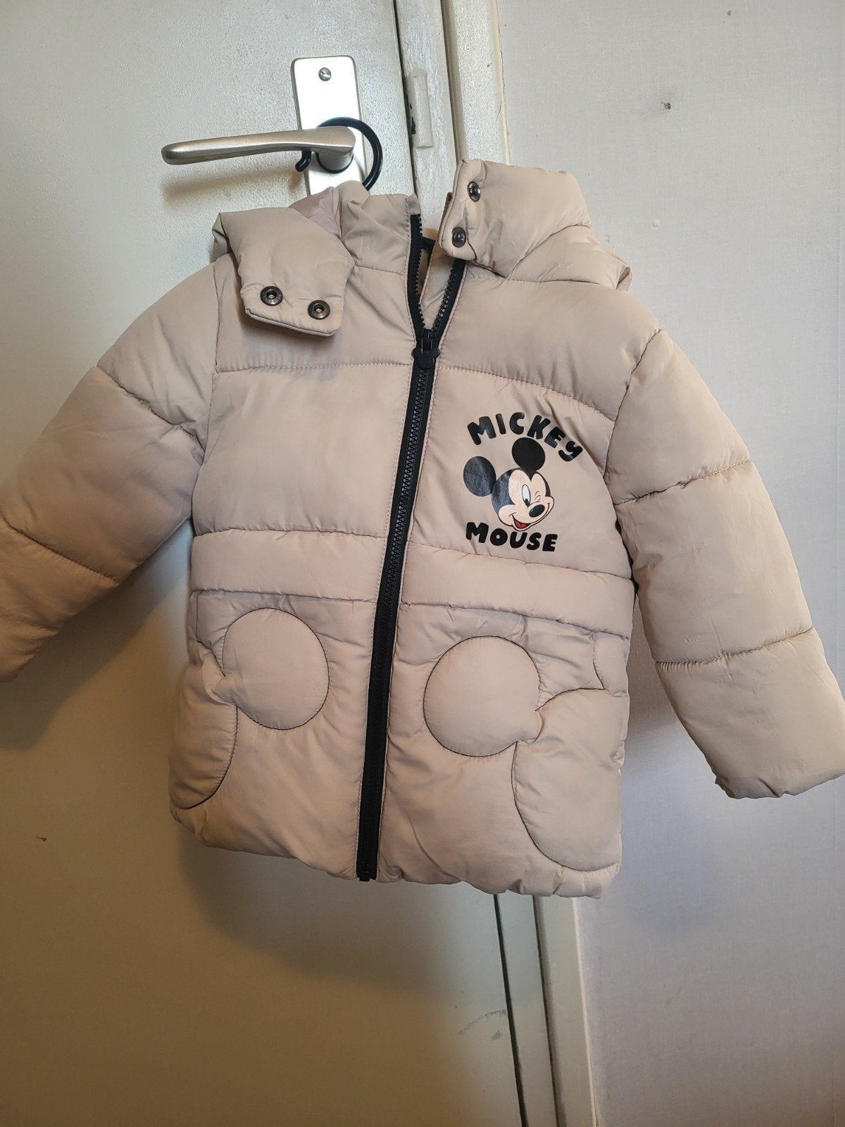 Mickey Mouse winterjas en Disney kleding - Zo goed als nieuw, Kinderen en Baby's, Babykleding | Maat 86, Disney, Jongetje of Meisje