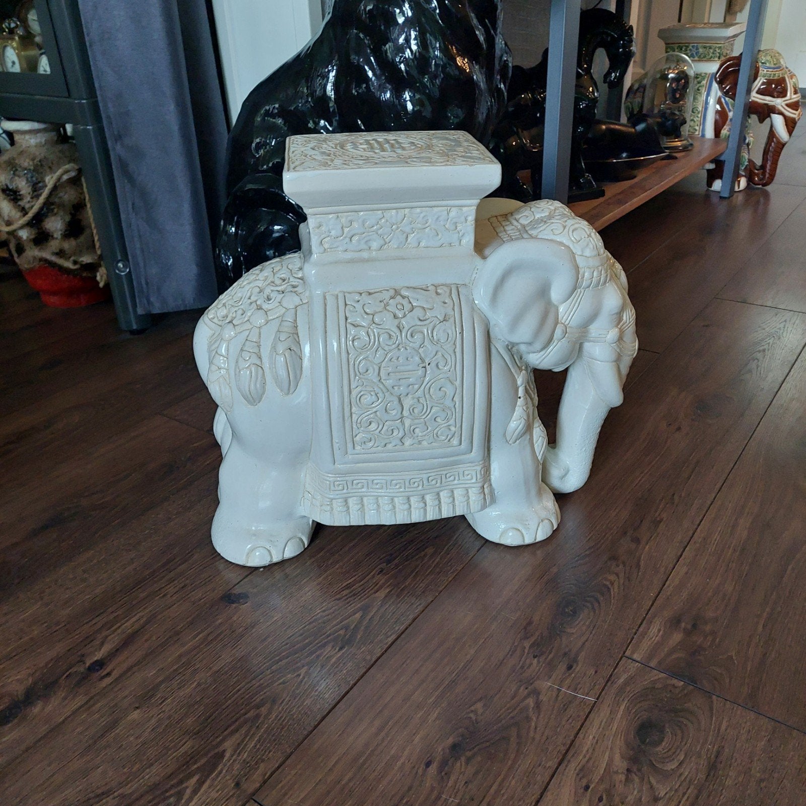 Decoratieve Olifant plantentafel - Crème Keramiek, Ophalen, Beige, Steen/keramiek, Oosters