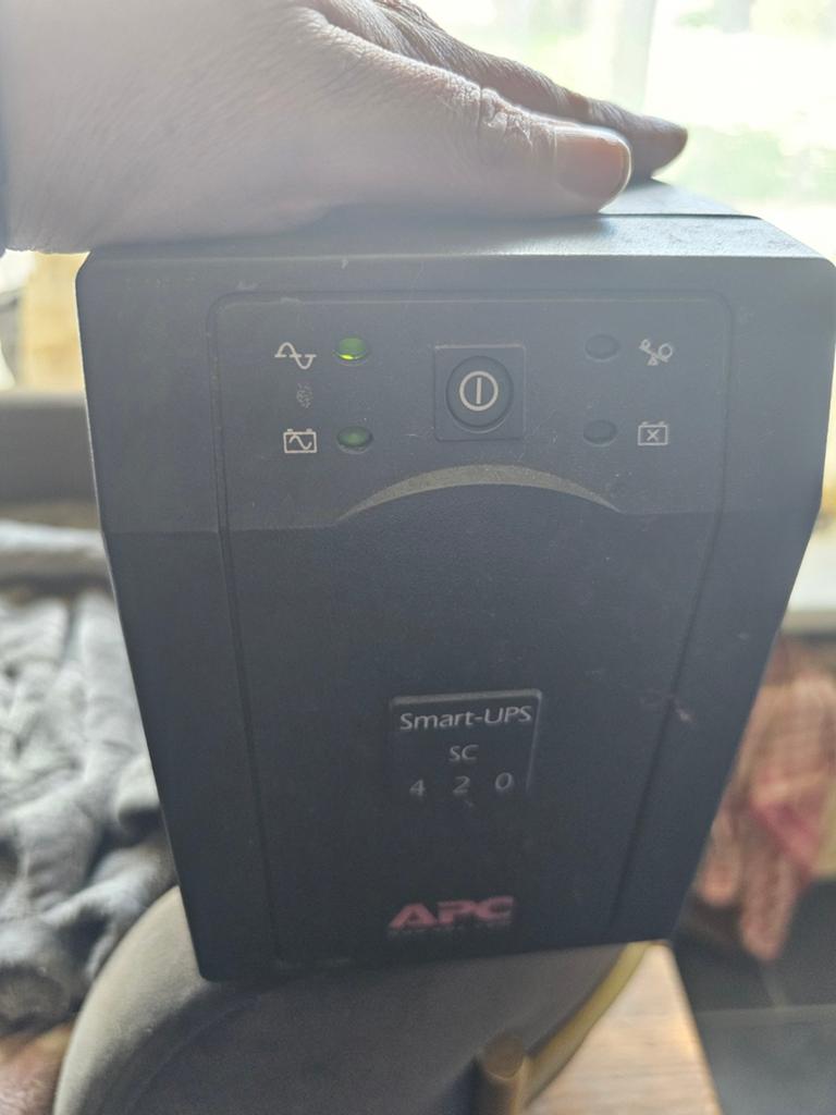 Te koop APC Smart UPS SC 420 noodvoeding, Ophalen of Verzenden, Gebruikt
