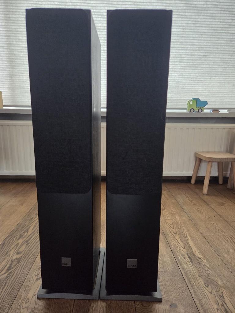 Dali Oberon 5 speakers set, Audio, Tv en Foto, Luidsprekers, Ophalen, 120 watt of meer, Front, Rear of Stereo speakers, Overige merken