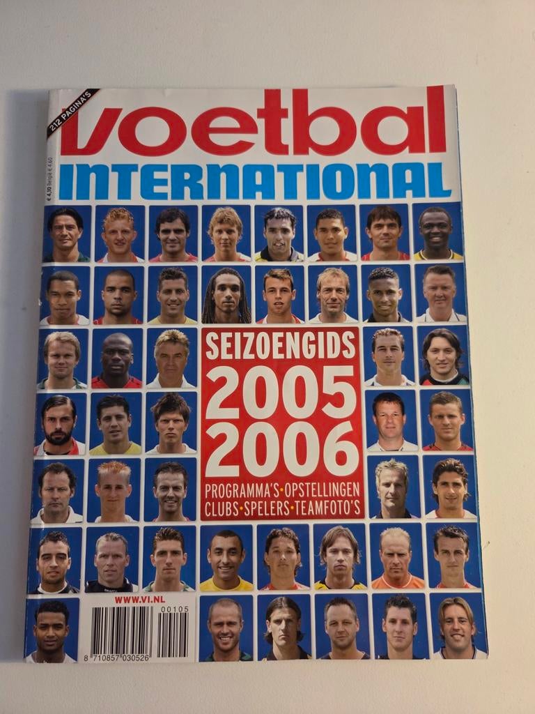 Voetbal International Seizoengids 2005/2006, Verzamelen, Sportartikelen en Voetbal, Ophalen of Verzenden