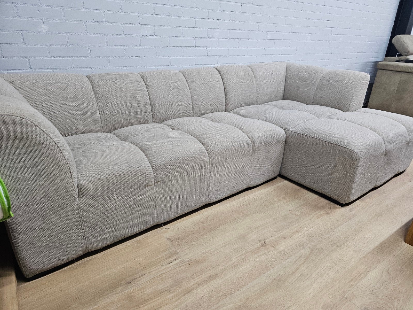 Moderne Hoekbank, 125 cm of meer, 125 cm of meer, Zo goed als nieuw, Info@homefriesland.nl