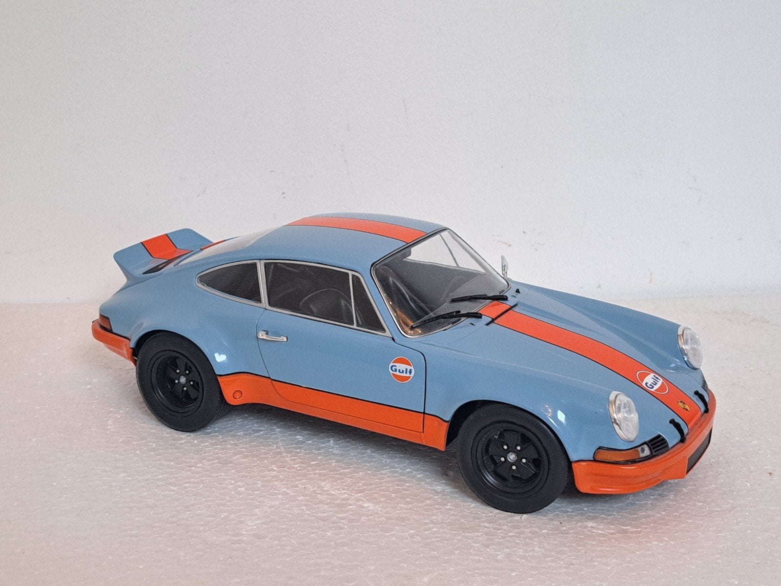 Porsche 911 RSR Gulf 1/18 Solido Uniek, Hobby en Vrije tijd, Ophalen of Verzenden, Zo goed als nieuw, Auto, Solido