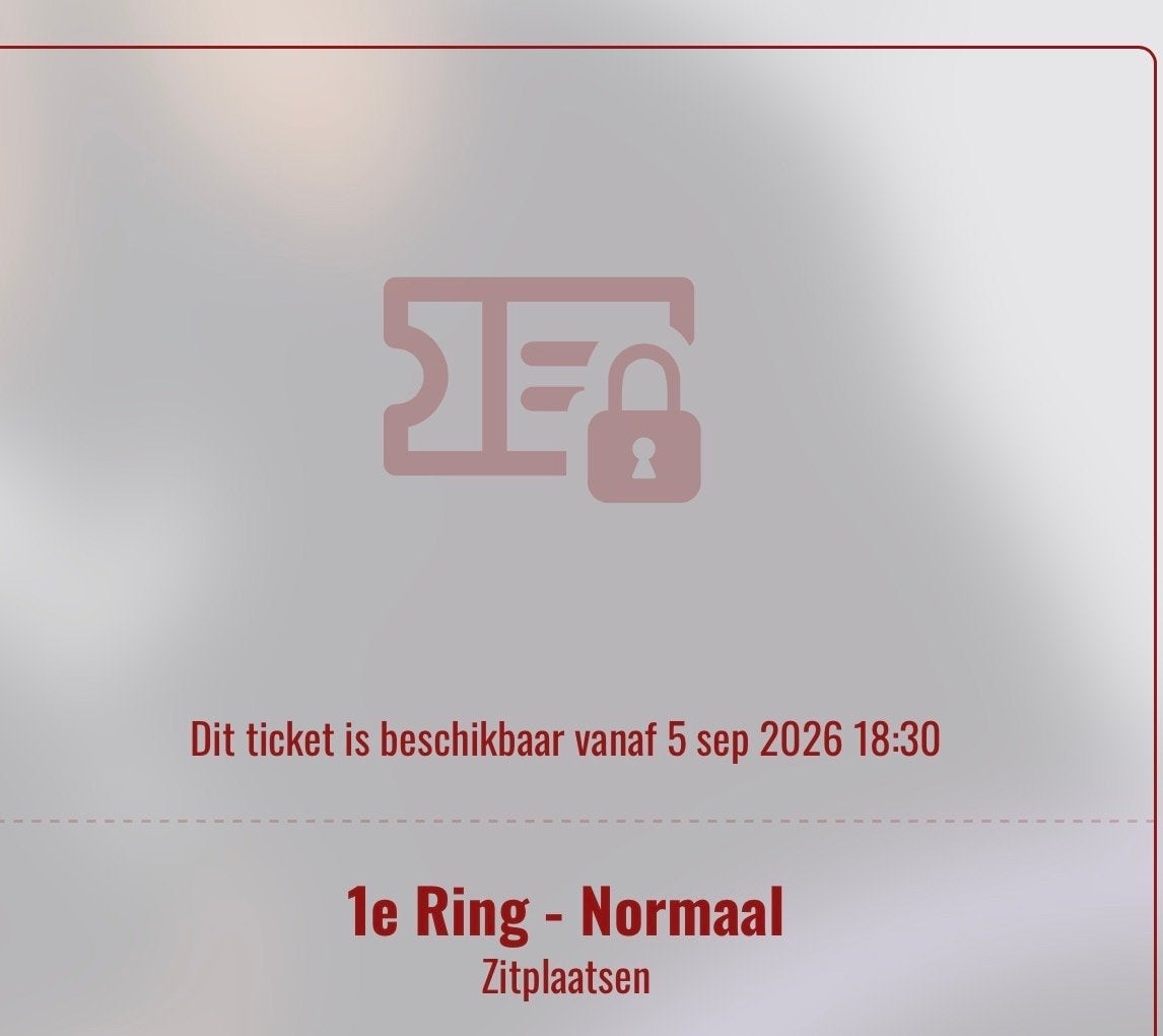 Roxy dekker vanavond, Eén persoon, April