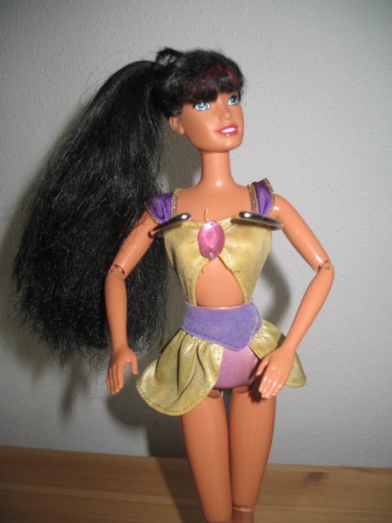 Barbie pop Lang Zwart Haar *Extra Beweegbaar Zolderopruiming, Ophalen of Verzenden, Zo goed als nieuw, Pop