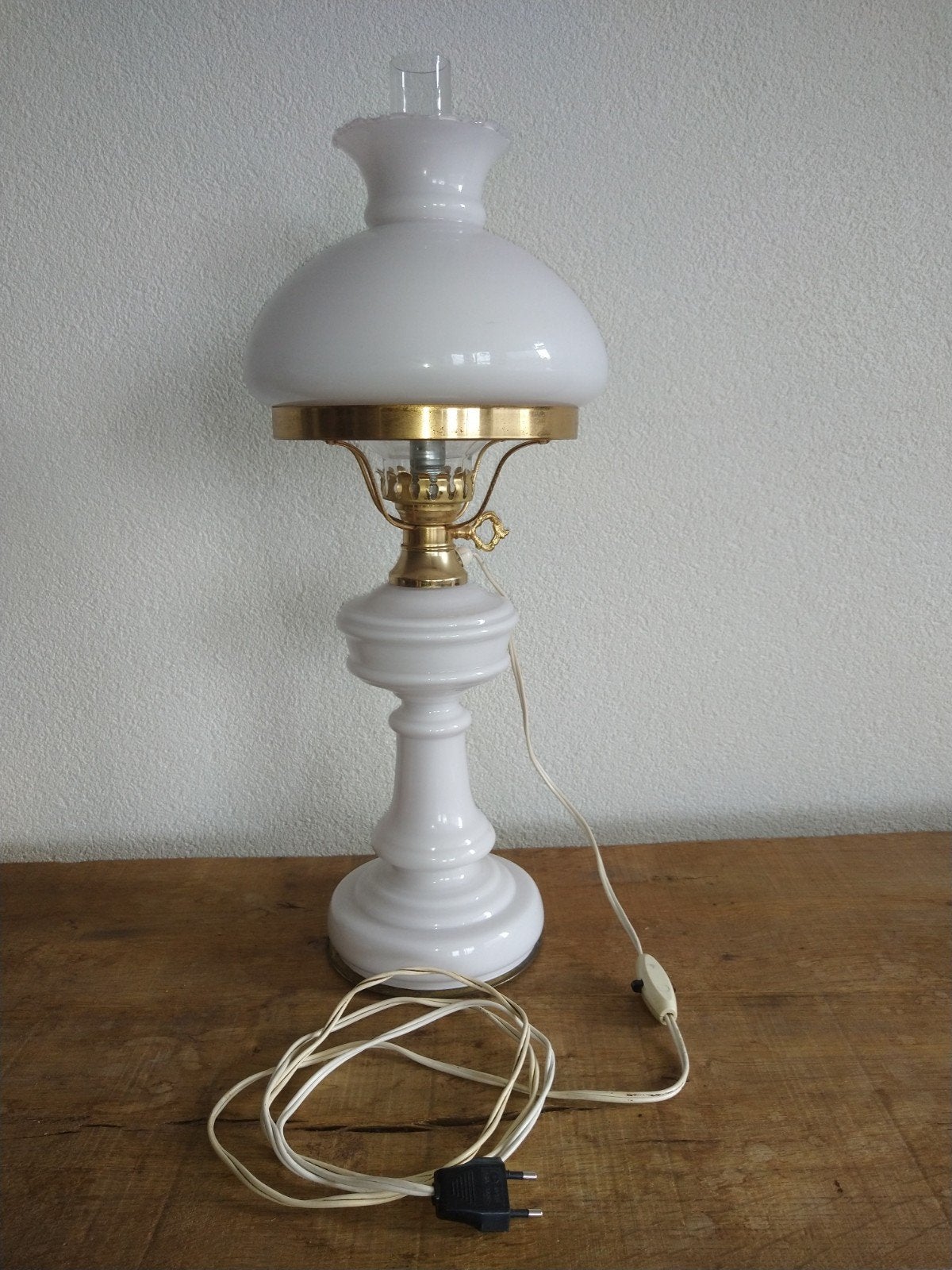 Vintage Witte Olielamp Stijl Tafellamp, Antiek en Kunst, Ophalen