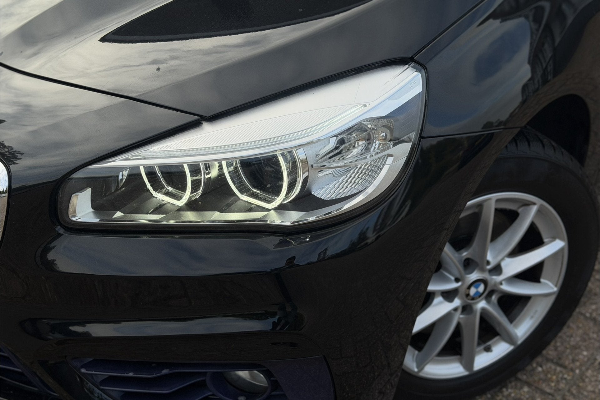 BMW 2 Serie Active Tourer 220d Sportline | Trekhaak | Harman, Auto's, Stof, Origineel Nederlands, Bedrijf, Diesel