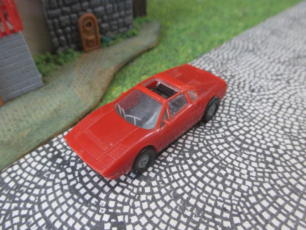 Ferrari 308 GTS ( als in Magnum p.i. ) - Miber rood, Ophalen of Verzenden, Gebruikt, Auto, Overige merken