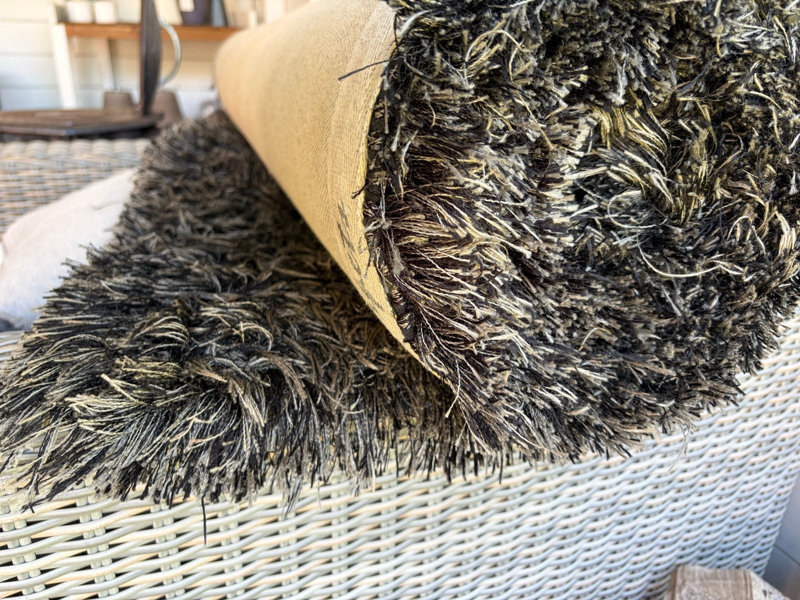 Zwart/wit/beige hoogpolig vloerkleed, Ophalen, Gebruikt, 200 cm of meer, 200 cm of meer