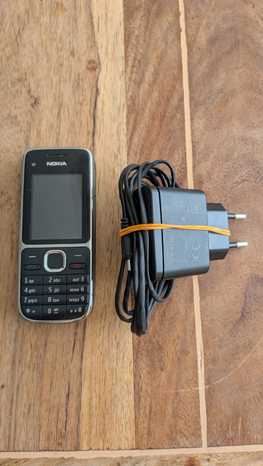 Nokia C2-1 met oplader, Ophalen, Geen camera, Zwart