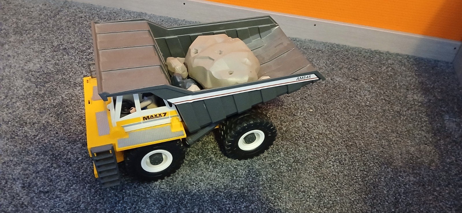 Te koop: Playmobil Maxx7 Kiepwagen met chauffeur en stenen, Ophalen, Gebruikt, Complete set, Voertuig
