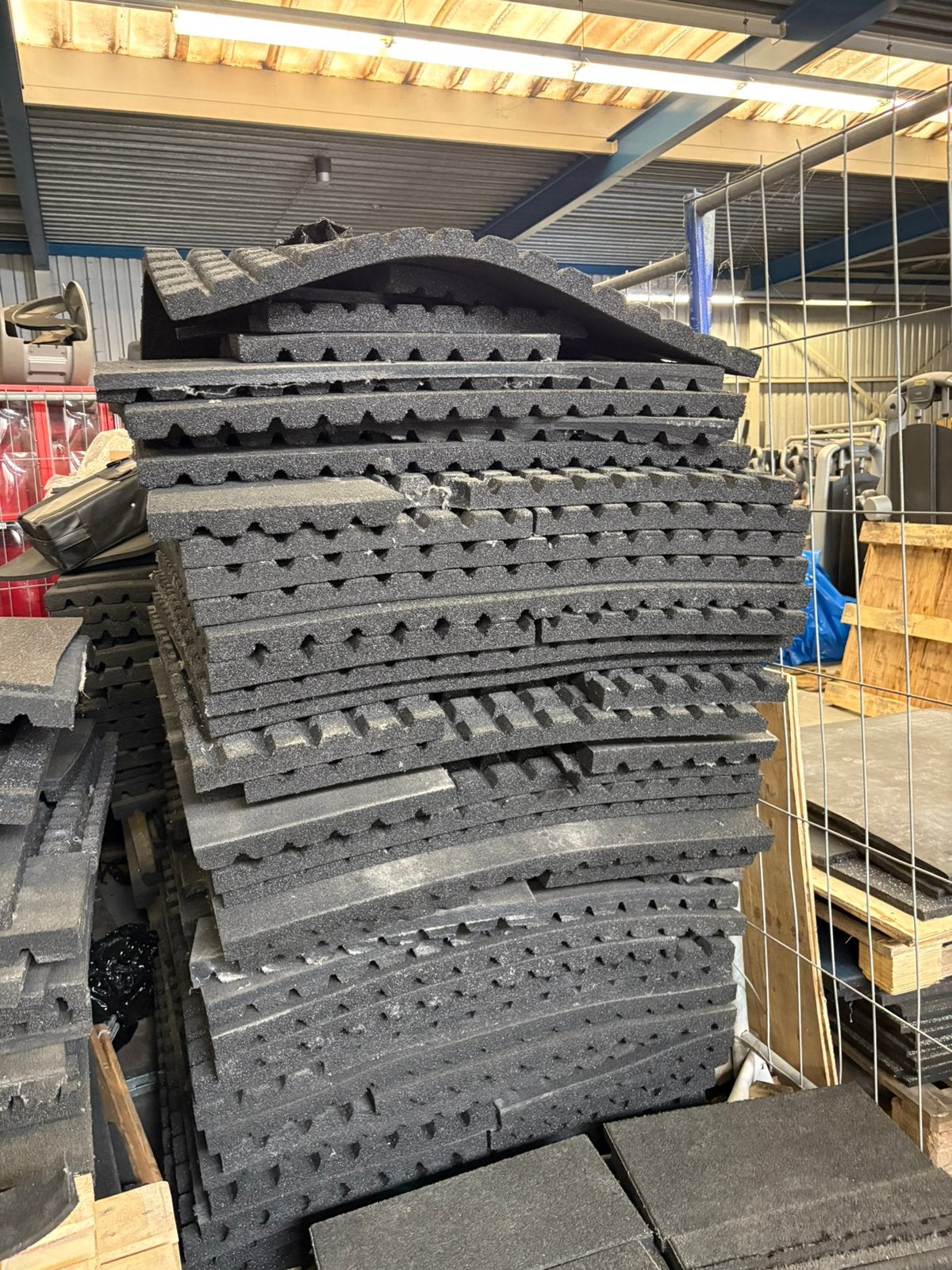 25 m2 rubberen snij matten 1 m x 1 m x 4 cm mat tegels