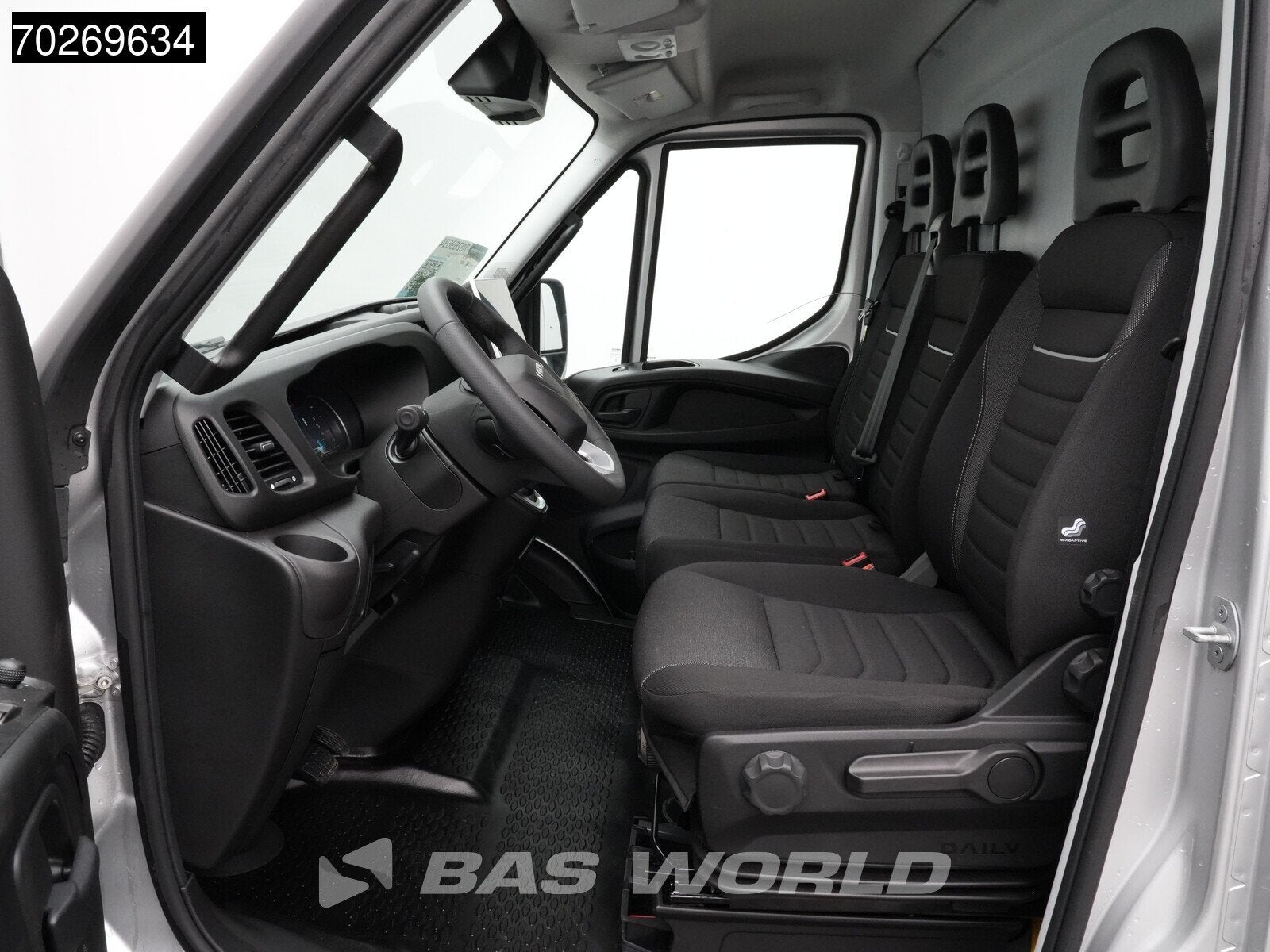 Iveco Daily 35S21 BPM VRIJ! 3.0L Automaat 210PK 3,5t Trekhaa, Automaat, Stof, Multifunctioneel stuurwiel, Euro 6