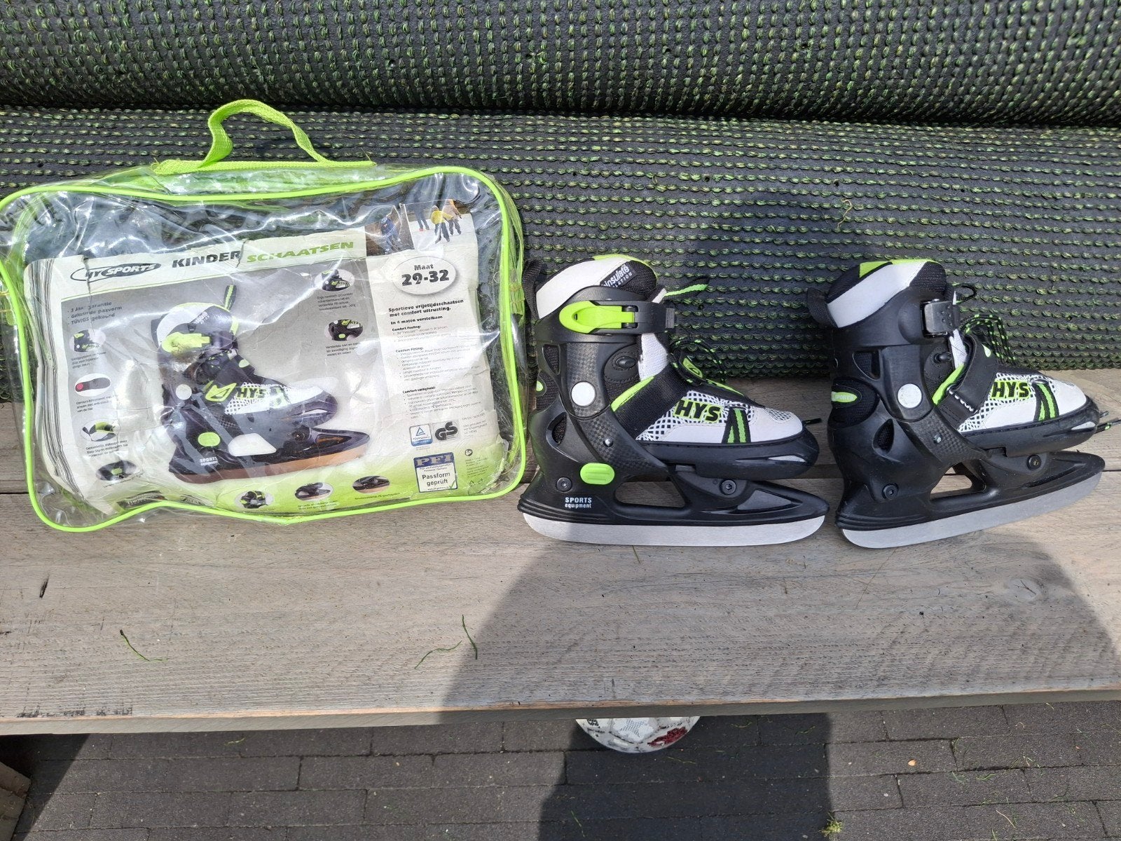 Verstelbare kinderschaatsen maat 29-32, Sport en Fitness, Schaatsen, Ophalen of Verzenden, Zo goed als nieuw, IJshockeyschaatsen